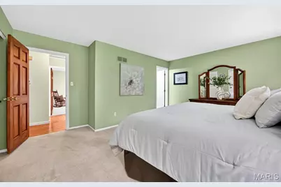 12464 Meadow Green Place, Saint Louis, MO 63141 - Photo 28