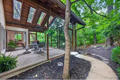 12464 Meadow Green Place, Saint Louis, MO 63141 - Photo 48