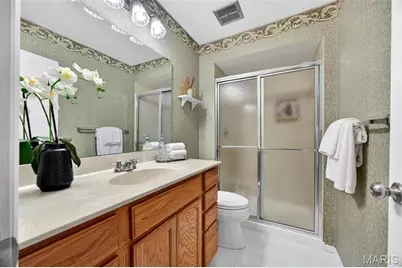 12464 Meadow Green Place, Saint Louis, MO 63141 - Photo 30
