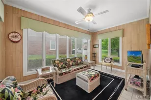 13302 Fairfield Cir Dr, Town and Country, MO 63017 - Photo 8