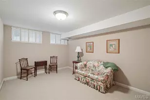 13302 Fairfield Cir Dr, Town and Country, MO 63017 - Photo 16