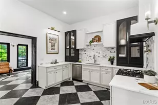 6703 Vermont Ave, Saint Louis, MO 63111 - Photo 16