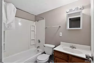 10836 Hallstead Drive, Saint Louis, MO 63136 - Photo 20