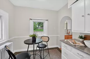 409 Summit Ave, Webster Groves, MO 63119 - Photo 10