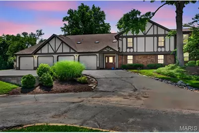 1629 Walpole Drive #D, Chesterfield, MO 63017 - Photo 2