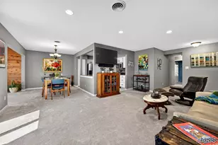 1629 Walpole Dr, Chesterfield, MO 63017 - Photo 6