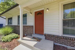 9131 Cherry Brook Ln, Crestwood, MO 63126 - Photo 2