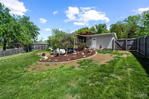 14 Bal Harbour Dr, Saint Louis, MO 63146 - Photo 40
