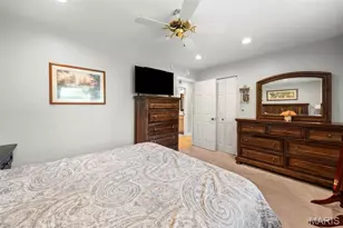 14 Bal Harbour Dr, Saint Louis, MO 63146 - Photo 18