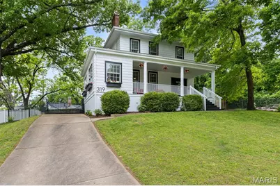 319 N Gore Avenue, Webster Groves, MO 63119 - Photo 1