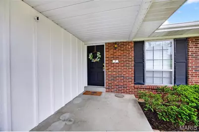 7 Countryside Drive, Saint Charles, MO 63304 - Photo 4