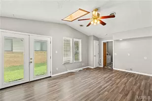 2240 Brook Dr, Florissant, MO 63033 - Photo 20