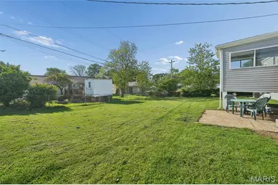 8504 Valdes Drive, Affton, MO 63123 - Photo 22