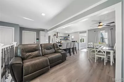 8504 Valdes Drive, Affton, MO 63123 - Photo 6