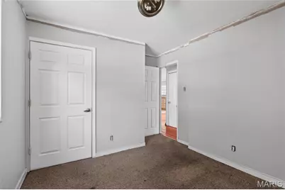 10076 Royal Drive, Saint Louis, MO 63136 - Photo 22