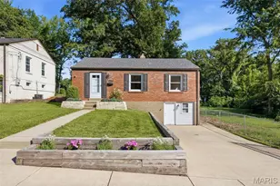 1027 Ferndale Ave, Crestwood, MO 63126 - Photo 1
