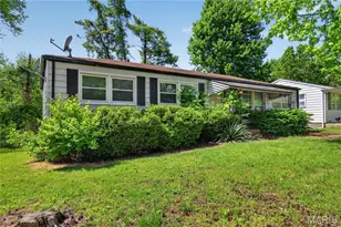 9713 Calumet Dr, Saint Louis, MO 63137 - Photo 4