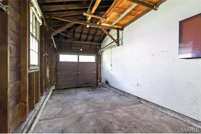 9713 Calumet Drive, Saint Louis, MO 63137 - Photo 10