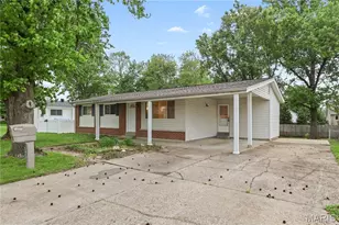 109 Morningside Ln, O'Fallon, MO 63366 - Photo 2