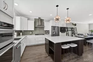 8002 Townes Wy, Saint Louis, MO 63117 - Photo 8
