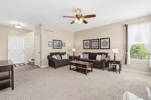 106 Kelcross Dr, Wentzville, MO 63385 - Photo 10