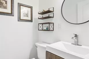 552 Queens Ct Pl, Saint Peters, MO 63376 - Photo 12