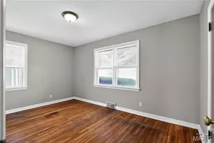 9248 Filibert Dr, Saint Louis, MO 63137 - Photo 16