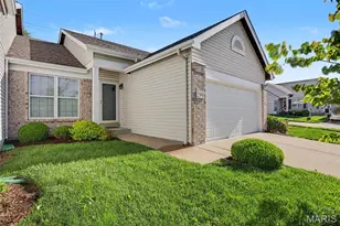 299 Arbor Pl Ln, Manchester, MO 63088 - Photo 2