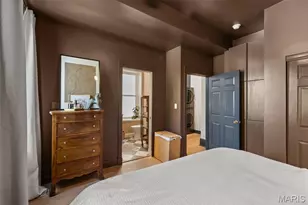 1047 S Taylor Ave, Saint Louis, MO 63110 - Photo 26