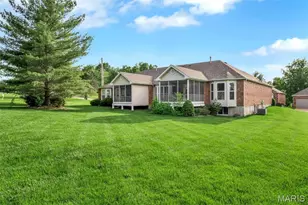 6042 Glennaire Dr, Saint Louis, MO 63129 - Photo 54