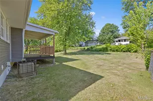 10305 Galloway Dr, Saint Louis, MO 63137 - Photo 24