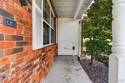 586 Monty View, Washington, MO 63090 - Photo 8