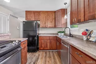 110 E Thornton Ave, Webster Groves, MO 63119 - Photo 12