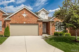 169 Tori Pines Dr, Oakville, MO 63129 - Photo 2