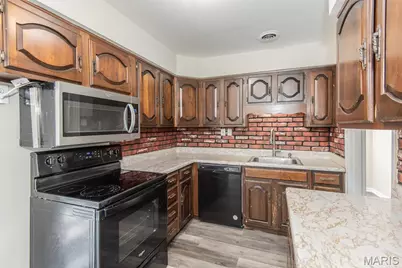 10253 Imperial Drive, Saint Louis, MO 63136 - Photo 16