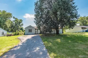 10253 Imperial Dr, Saint Louis, MO 63136 - Photo 38