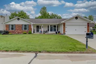 602 Settlers Cir, Saint Peters, MO 63376 - Photo 1