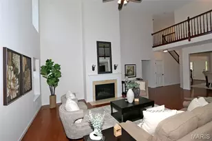 10925 Clydesdale Manors Ct, Saint Louis, MO 63123 - Photo 6