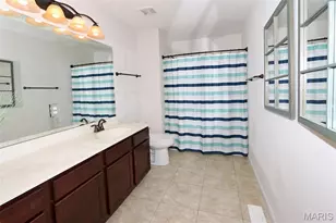 10925 Clydesdale Manors Ct, Saint Louis, MO 63123 - Photo 24
