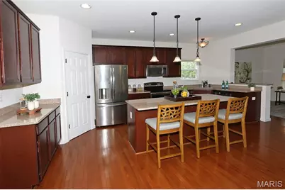 10925 Clydesdale Manors Court, Saint Louis, MO 63123 - Photo 10
