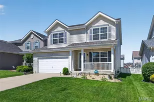 205 Pecan Bluffs Dr, Wentzville, MO 63385 - Photo 2
