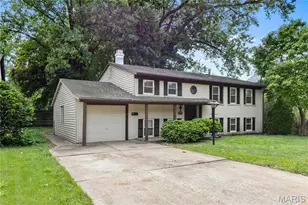 2010 E Humes Ln, Florissant, MO 63033 - Photo 30