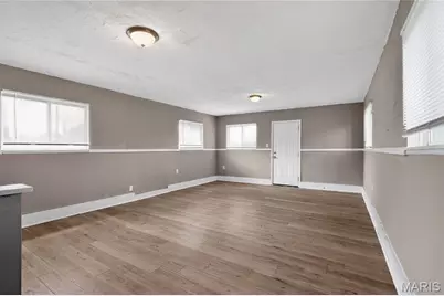 1823 Eton Lane, Saint Louis, MO 63147 - Photo 10