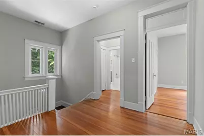 7065 Waterman Avenue, University City, MO 63130 - Photo 20