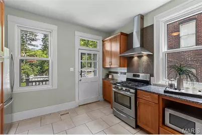 7065 Waterman Avenue, University City, MO 63130 - Photo 14
