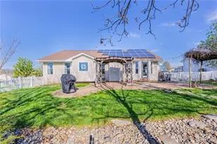 2701 Providence Ridge Dr, Wentzville, MO 63385 - Photo 42