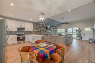 10465 Village Ln, Foristell, MO 63348 - Photo 8