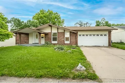 3726 Briargrove Drive, Florissant, MO 63031 - Photo 2