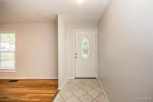 3726 Briargrove Dr, Florissant, MO 63031 - Photo 4