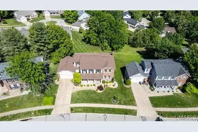 2821 Championship Boulevard, Saint Louis, MO 63129 - Photo 38